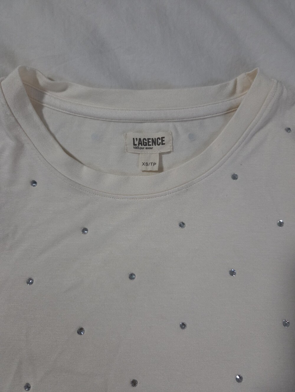 L'Agence Stormy Embellished T-Shirt Size XS vintage Ivory FLAW